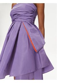Pinko Sukienka koktajlowa Fiamma fiole101589 Y3LE Fioletowy Regular Fit. Kolor: fioletowy. Materiał: syntetyk. Styl: wizytowy #4