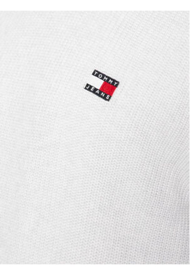 Tommy Jeans Sweter Tonal Xs Badge DM0DM17776 Szary Regular Fit. Kolor: szary. Materiał: bawełna