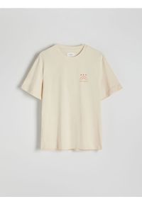 Reserved - T-shirt relaxed z nadrukiem - beżowy. Kolor: beżowy. Materiał: bawełna. Wzór: nadruk
