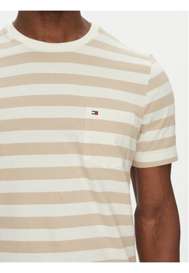TOMMY HILFIGER - Tommy Hilfiger T-Shirt Essential MW0MW37283 Beżowy Regular Fit. Kolor: beżowy. Materiał: bawełna