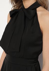 Born2be - Czarny Kombinezon z Ozdobną Kokardą Nelifira. Okazja: na wesele, na imprezę, na co dzień, na ślub cywilny. Kolor: czarny. Długość: długie. Wzór: aplikacja. Styl: elegancki, casual #4