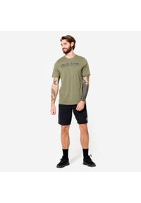 Adidas - Koszulka męska ADIDAS Gym & Pilates. Kolor: zielony. Materiał: włókno, bawełna. Sport: joga i pilates #2
