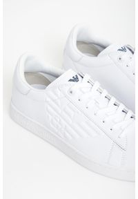 EA7 Emporio Armani - Sneakersy męskie skórzane EA7 EMPORIO ARMANI. Materiał: skóra