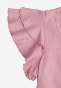 Renee - Różowa Gładka Bluzka z Bawełny z Rękawkami z Falbanek Nedaxera. Okazja: na co dzień, na randkę, na imprezę. Typ kołnierza: kołnierz z falbankami. Kolor: różowy. Materiał: bawełna. Długość rękawa: krótki rękaw. Wzór: gładki. Styl: casual #4