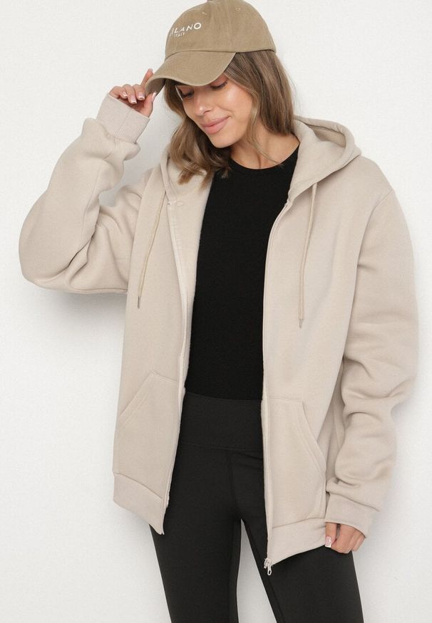 Born2be - Beżowa Rozpinana Bluza z Bawełną i Kapturem Typu Oversize Diosa. Okazja: na co dzień. Kolor: beżowy. Materiał: bawełna. Sezon: wiosna, jesień. Styl: casual, klasyczny