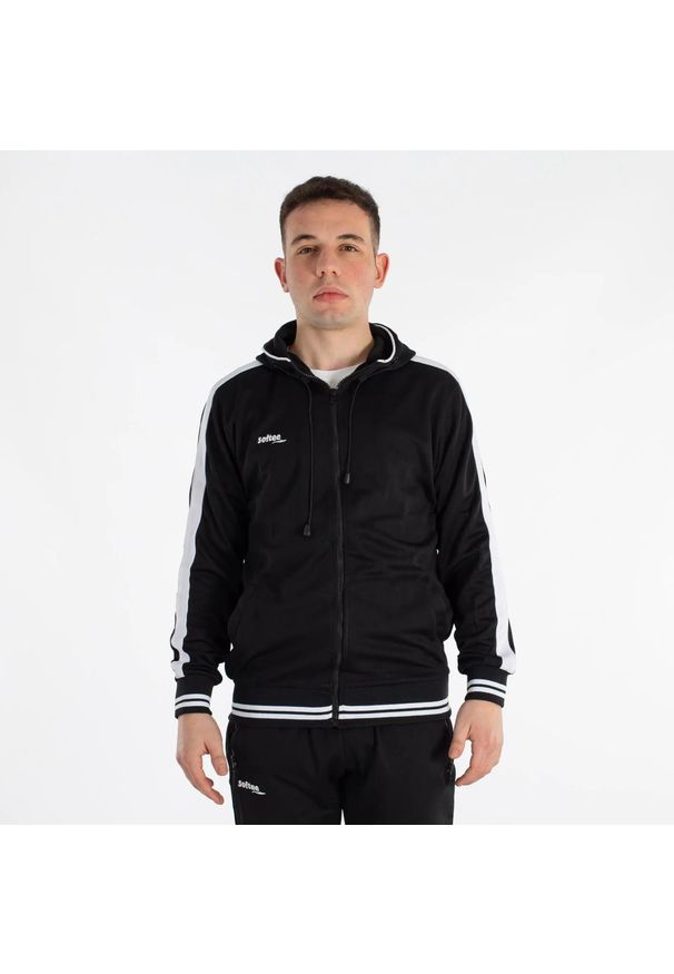 Dziecięcy dres Softee Fed. Okazja: na uczelnię. Kolor: czarny, wielokolorowy, biały. Materiał: dresówka. Styl: sportowy