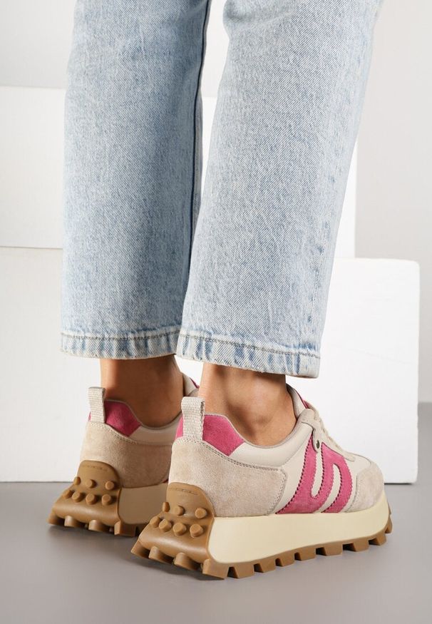 Renee - Beżowo-Fuksjowe Sneakersy ze Skóry Naturalnej Ozdobione Geometrycznym Wzorem Melassea. Okazja: na co dzień. Kolor: beżowy. Materiał: skóra. Wzór: aplikacja, geometria