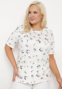 Born2be - Biały T-shirt Koszulka z Krótkim Rękawem w Kwiaty Nleessa. Okazja: na co dzień. Kolekcja: plus size. Kolor: biały. Materiał: jeans. Długość rękawa: krótki rękaw. Długość: krótkie. Wzór: kwiaty. Styl: casual, elegancki #1