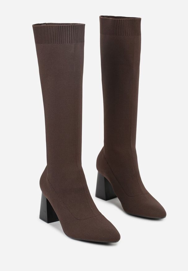 Renee - Brązowe Skarpetkowe Kozaki VICES na Słupkowym Obcasie Ralles. Kolor: brązowy. Materiał: jeans. Sezon: jesień. Obcas: na obcasie. Styl: elegancki. Wysokość obcasa: średni