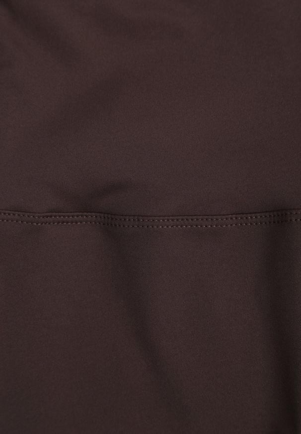 Renee - Brązowe Szorty Biker Shorts High Waist z Przeszyciem w Talii Phisera. Okazja: na co dzień. Stan: podwyższony. Kolor: brązowy. Długość: krótkie. Styl: casual, retro, sportowy