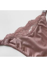 Intica - Majtki z koronką elastyczne do codziennego noszenia Romi. Kolor: różowy. Materiał: koronka. Wzór: koronka #11