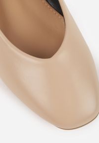 Born2be - Beżowe Wsuwane Balerinki z Ozdobnym Paskiem z Cyrkoniami Rola. Okazja: na co dzień. Zapięcie: bez zapięcia. Kolor: beżowy. Wzór: aplikacja. Styl: casual, elegancki, klasyczny #7