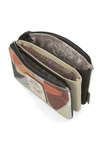 Portfel damski Anekke, z ozdobnym nadrukiem i metalowym logo zapinana na suwak z dekoracyjną zawieszką kompaktowa i praktyczna, beżowa, 42809-015. Kolor: beżowy. Wzór: nadruk #4