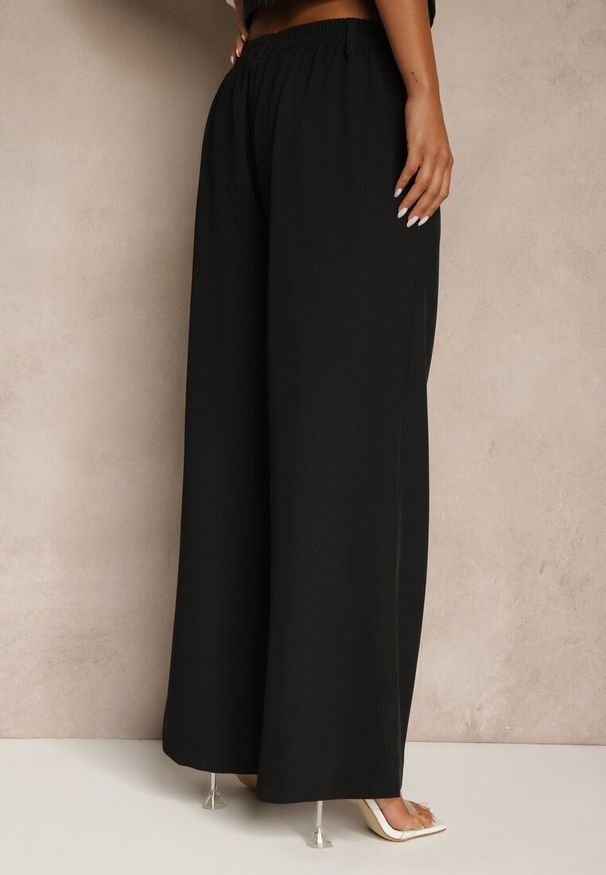 Renee - Czarne Spodnie o Szerokim Kroju High Waist Dolarenna. Okazja: na co dzień. Stan: podwyższony. Kolor: czarny. Styl: elegancki, casual