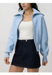 Reserved - Kardigan z zapięciem na zamek - jasnoniebieski. Kolor: niebieski. Materiał: dzianina, wiskoza