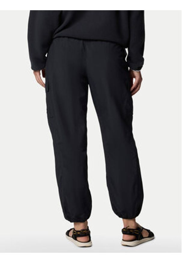 columbia - Columbia Spodnie outdoor Sandier™ Parachute Pant 2119061 Czarny Relaxed Fit. Kolor: czarny. Materiał: syntetyk. Sport: outdoor