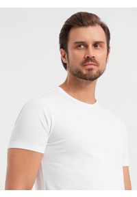 Ombre Clothing - Zestaw męskich koszulek bawełnianych BASIC z okrągłym dekoltem – szarozielony/biały/beżowy V14 OM-TSBS-0232 - XXL. Okazja: na co dzień. Kolor: zielony. Materiał: bawełna. Styl: klasyczny, casual