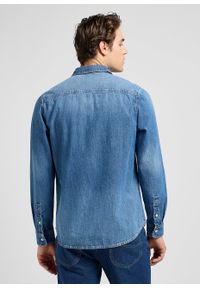 Lee - MESKA KOSZULA JEANSOWA LEE LEESURE SHIRT MID BLUE DENIM 112370551. Materiał: denim, jeans #3