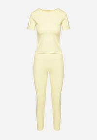 Born2be - Żółty Komplet Sportowy Legginsy i Dopasowany T-shirt Silendria. Kolor: żółty
