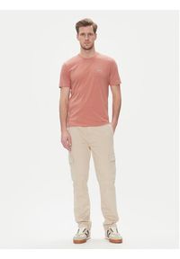 Lee T-Shirt Patch 112364539 Różowy Regular Fit. Kolor: różowy. Materiał: bawełna #4