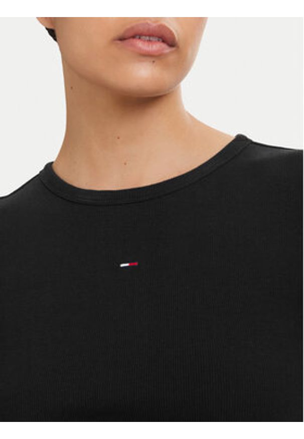 Tommy Jeans Sukienka letnia Flag DW0DW22613 Czarny Slim Fit. Kolor: czarny. Materiał: bawełna. Sezon: lato