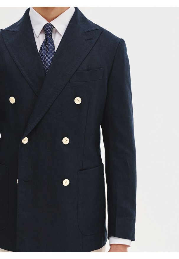 Pako Lorente - PAKO LORENTE – Lniana marynarka dwurzędowa. Materiał: len. Sezon: wiosna