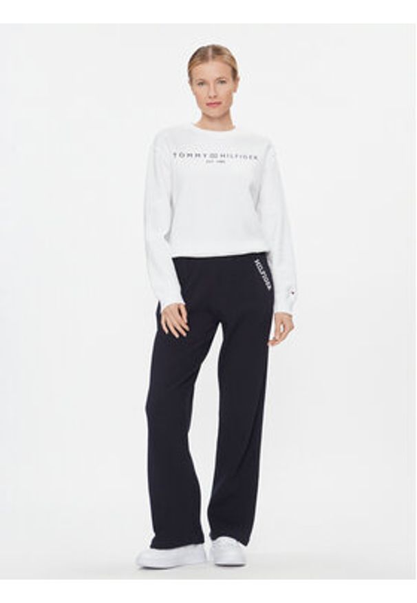 TOMMY HILFIGER - Tommy Hilfiger Bluza Logo WW0WW39791 Biały Regular Fit. Kolor: biały. Materiał: bawełna, syntetyk