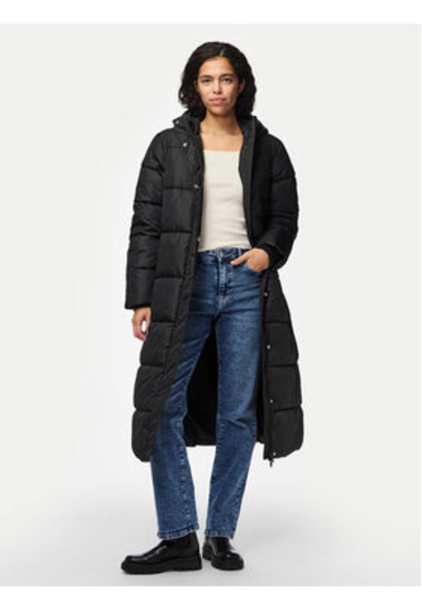 Pieces Kurtka zimowa Maddie 17150937 Czarny Regular Fit. Kolor: czarny. Materiał: syntetyk. Sezon: zima