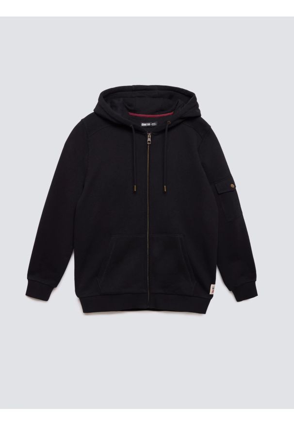 Big-Star - Bluza męska rozpinana z kapturem czarna Jagmur 906. Typ kołnierza: kaptur. Kolor: czarny. Materiał: wiskoza, dzianina, tkanina. Długość: długie. Wzór: aplikacja, ze splotem. Styl: klasyczny, sportowy