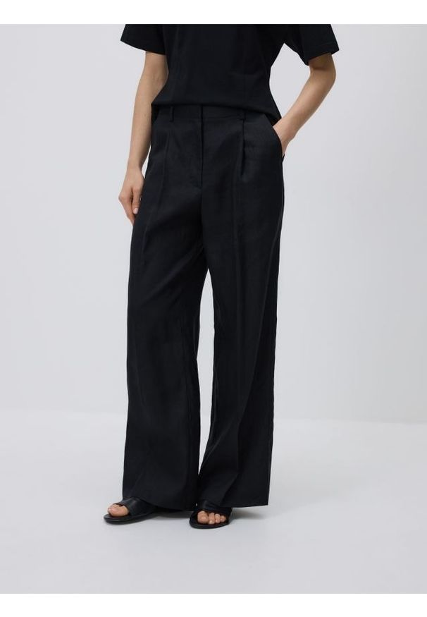 Reserved - Lniane spodnie - czarny. Kolor: czarny. Materiał: len