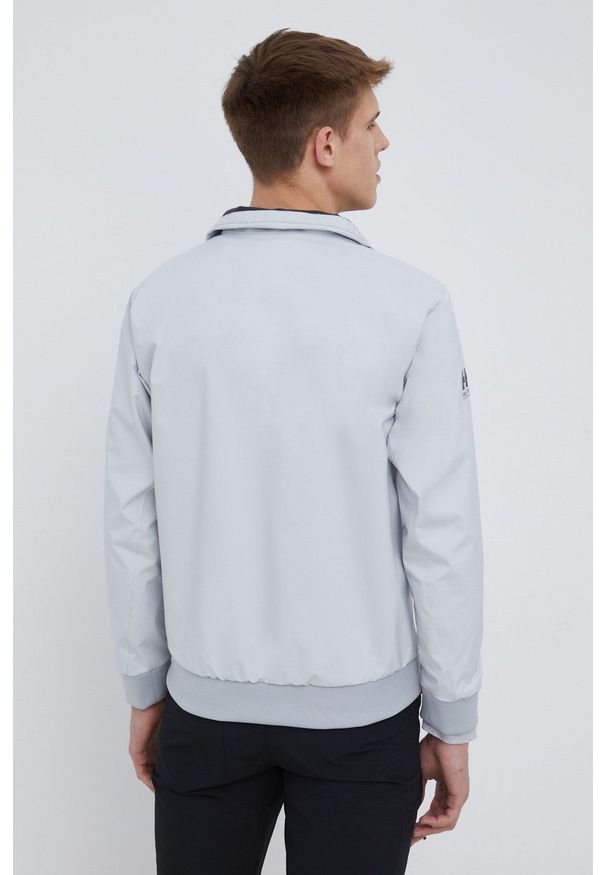Helly Hansen wiatrówka Racing kolor szary. Kolor: szary. Materiał: materiał. Wzór: nadruk
