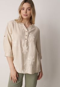 Born2be - Beżowa Koszula z Wiskozy z Haftowanymi Kwiatami Sylimeine. Okazja: na co dzień. Kolekcja: plus size. Kolor: beżowy. Materiał: wiskoza. Wzór: haft, kwiaty. Sezon: lato. Styl: casual, klasyczny #2
