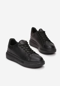 Born2be - Czarne Sneakersy Hypnotic. Wysokość cholewki: przed kostkę. Nosek buta: okrągły. Kolor: czarny. Materiał: skóra. Szerokość cholewki: normalna