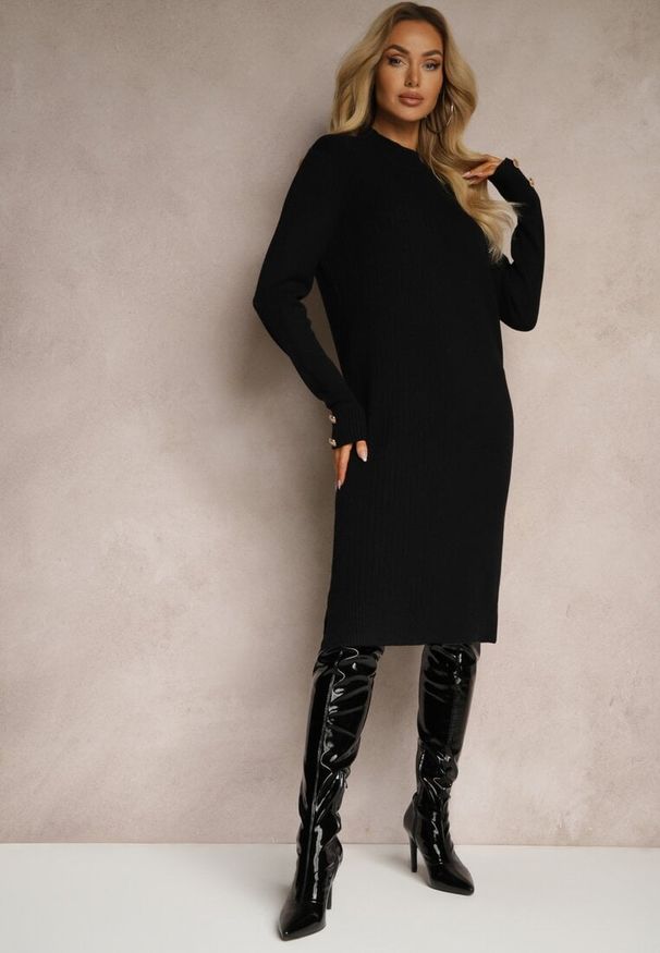 Renee - Czarna Pudełkowa Sukienka z Wiskozą Modalem i Guzikami Jesalttia. Okazja: na co dzień. Kolor: czarny. Materiał: wiskoza. Długość rękawa: długi rękaw. Typ sukienki: proste. Styl: elegancki, casual