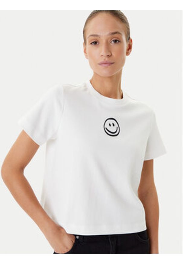 Vero Moda T-Shirt Sara 10311633 Biały Regular Fit. Kolor: biały. Materiał: bawełna