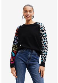 Desigual sweter damski kolor czarny lekki. Kolor: czarny. Materiał: bawełna. Długość rękawa: raglanowy rękaw #1