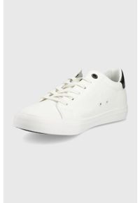 Big-Star - Big Star sneakersy kolor biały. Nosek buta: okrągły. Zapięcie: sznurówki. Kolor: biały. Materiał: guma #4