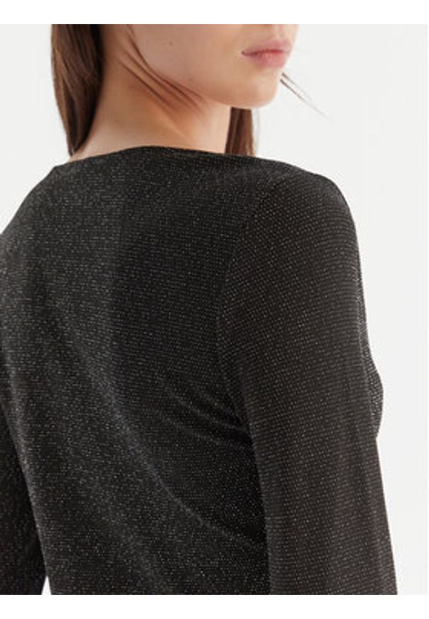 Vero Moda Bluzka Kanva 10336088 Czarny Regular Fit. Kolor: czarny. Materiał: syntetyk