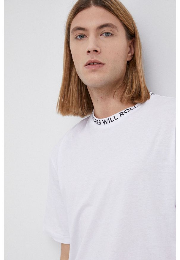 Jack & Jones - T-shirt bawełniany. Kolor: biały. Materiał: bawełna. Wzór: nadruk