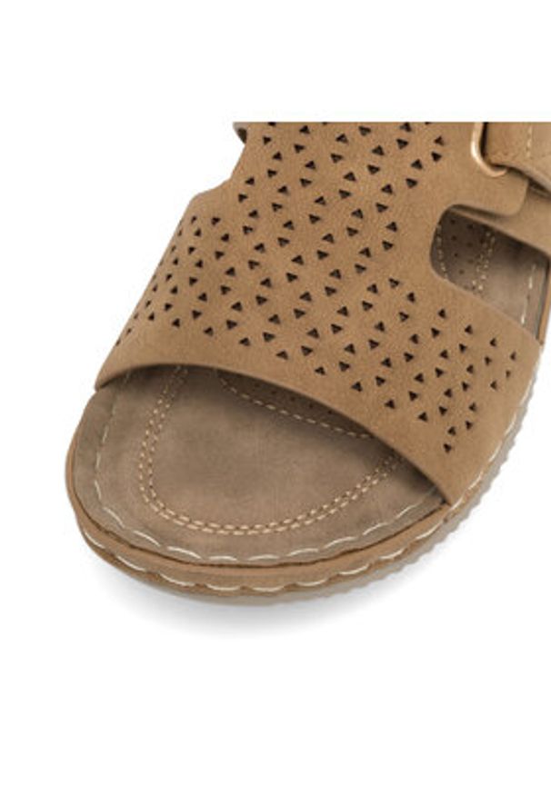 Clara Barson Klapki WYL05010-17 Beżowy. Kolor: beżowy. Materiał: syntetyk, skóra