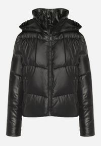 Born2be - Czarna Pikowana Kurtka z Kapturem i Ściągaczem w Talii Atirim. Typ kołnierza: kaptur. Kolor: czarny. Styl: elegancki #3