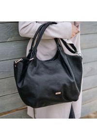Shopperka SHE skóra import worek czarna. Kolor: czarny. Materiał: skórzane. Styl: elegancki, casual