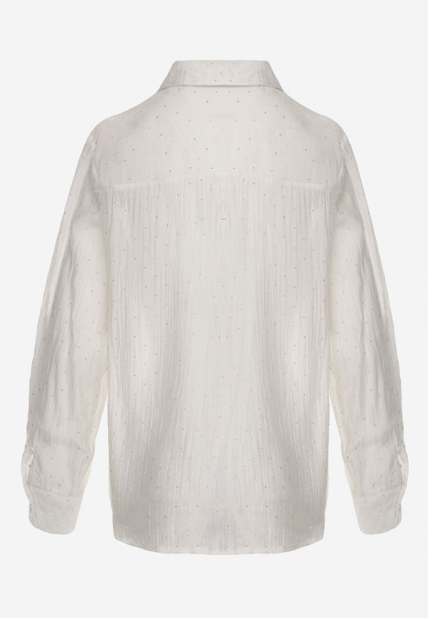 Born2be - Biała Transparentna Koszula Ozdobiona Cyrkoniami Clymadia. Okazja: na co dzień. Kolor: biały. Materiał: jeans. Wzór: aplikacja. Styl: casual, klasyczny
