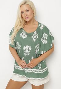 Born2be - Zielona Bluzka z Wiskozy we Wzór w Stylu Boho Lunaseia. Okazja: na co dzień. Kolor: zielony. Materiał: wiskoza. Styl: boho