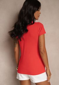 Renee - Czerwony Bawełniany Casualowy T-shirt Arpollia. Okazja: na co dzień. Kolor: czerwony. Materiał: bawełna. Styl: casual #3