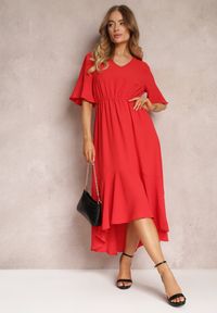 Renee - Czerwona Sukienka Parthesio. Kolor: czerwony. Materiał: wiskoza, materiał. Długość rękawa: krótki rękaw. Sezon: lato. Długość: midi