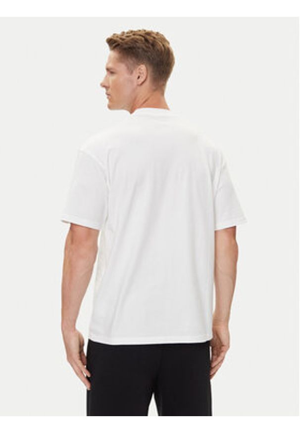 Nike T-Shirt HJ0754 Biały Regular Fit. Kolor: biały. Materiał: bawełna