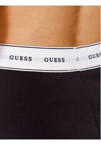 Guess Spodnie piżamowe O3YB00 KBS91 Czarny Regular Fit. Kolor: czarny. Materiał: bawełna