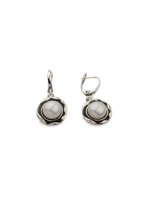 Polcarat Design - Kolczyki srebrne z perłami K 1852 Perła. Materiał: srebrne. Kolor: srebrny. Wzór: aplikacja. Kamień szlachetny: perła