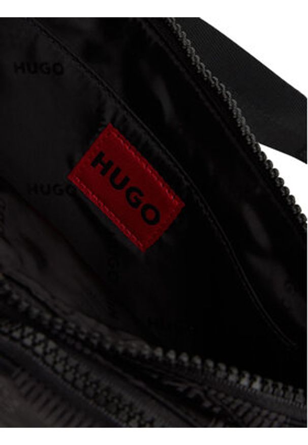 Hugo - HUGO Saszetka nerka 50536085 Czarny. Kolor: czarny. Materiał: materiał